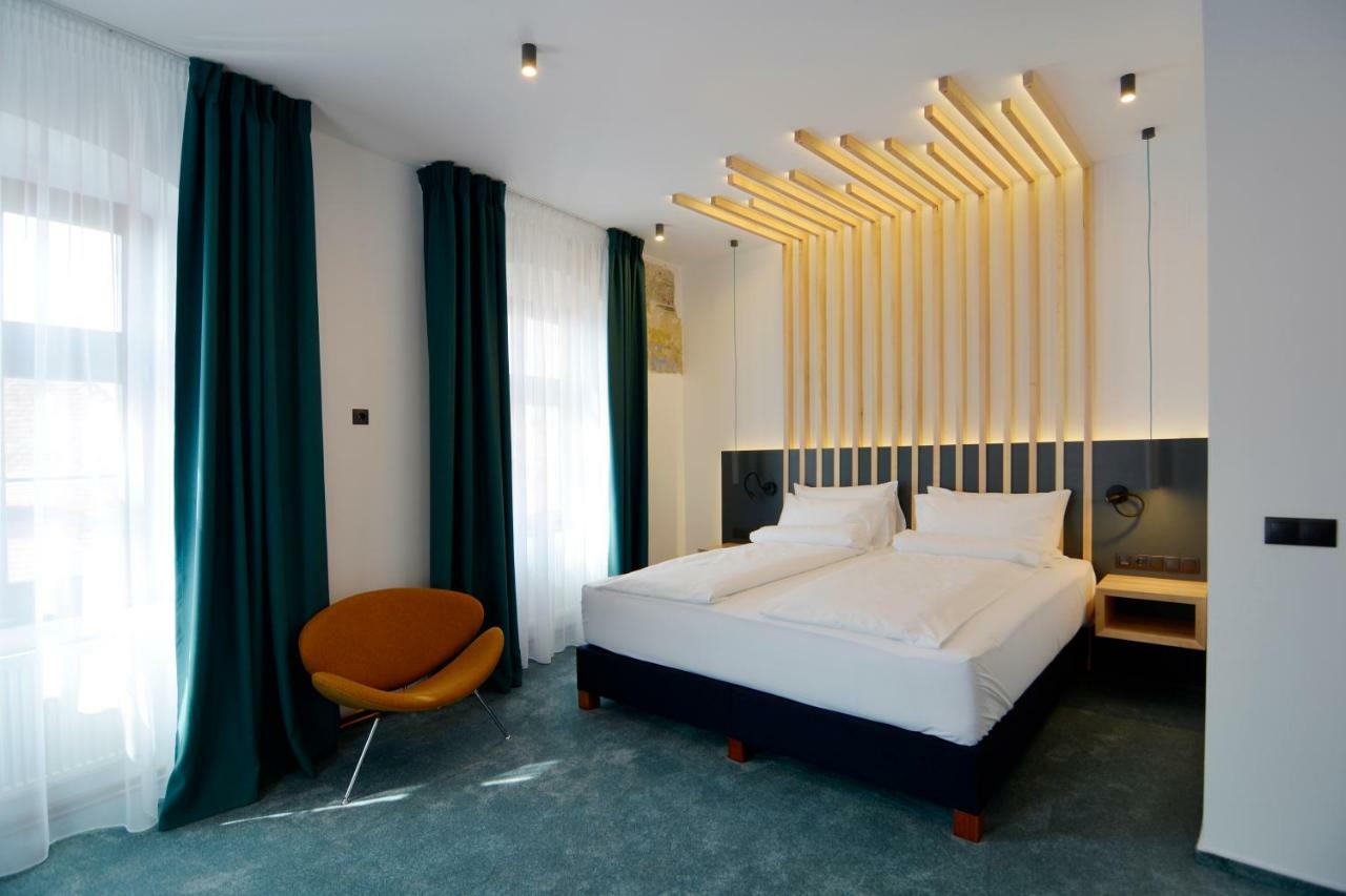 Kleines Hotel Sibiu Eksteriør bilde
